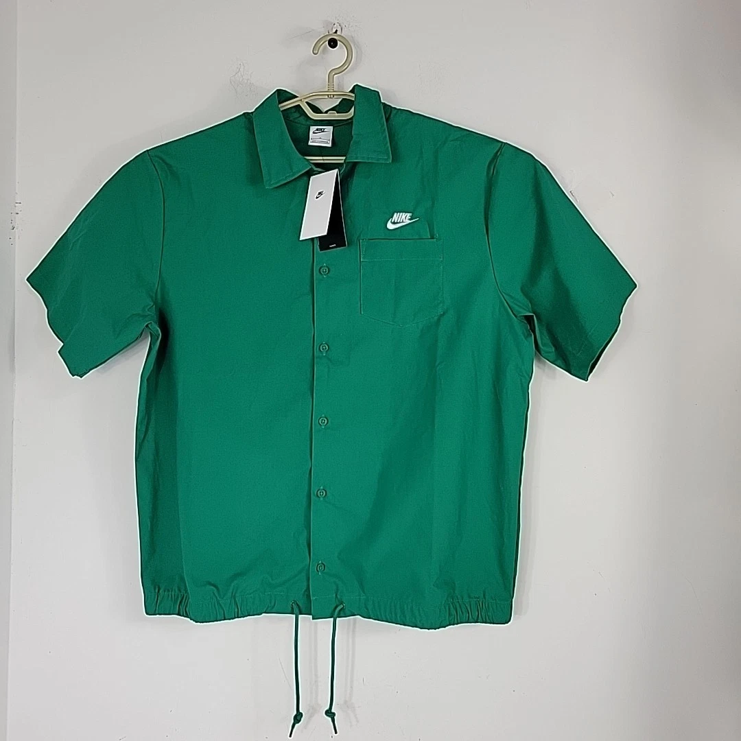 Camicia Oxford manica corta Nike Club verde con bottoni nuova con etichette uomo FN3902 365 taglia M