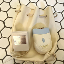 Emjoi Gently Gold Epilator Corded Electric White/Blue w/ Adapter  Bag