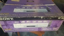 Sony SLV D300P DVD/VHS Combo Player / Remote