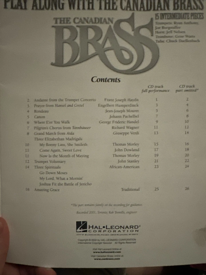 Play Along with Canadian Brass - Tuba (B.C.) Conjunto de libro/audio de latón Foto 3 de 3