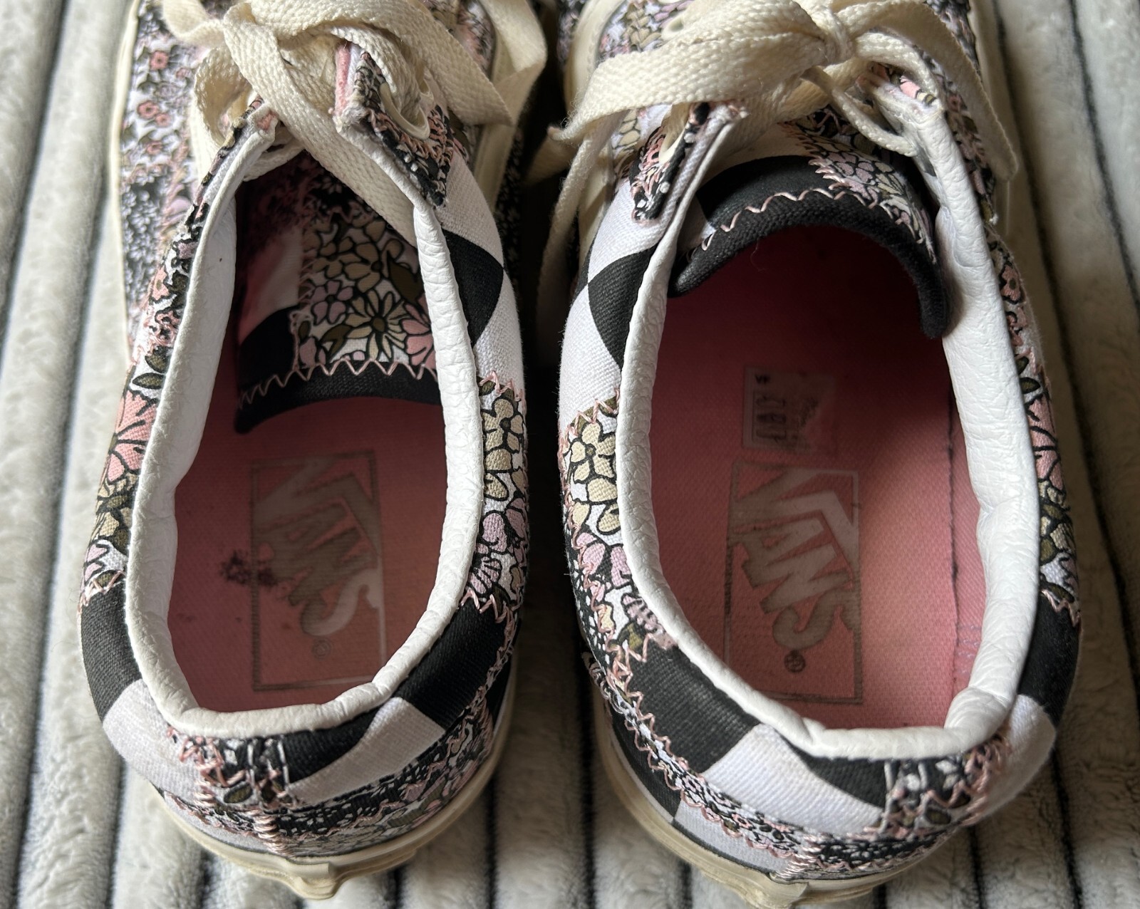 VANS Old Skool Patchwork Floral Patchwork Sneaker… - image 6