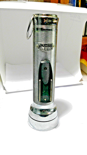 Vintage Eveready Captain Flashlight Made In USA W/New Batteries