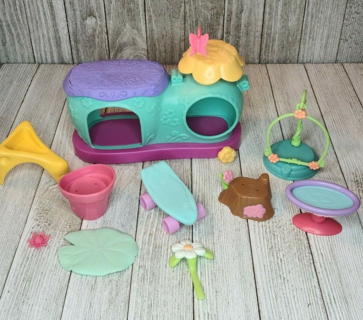 Littlest Pet Shop 人気定番の Lot of 10 LPS Playset Curious NO inc. 人気の春夏 PETS Accessories Kitties