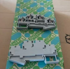 50PCS Phoenix Contact 3031429 double-layer terminal block STTB 4