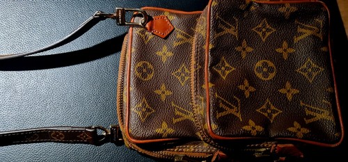 LOUIS VUITTON Tasche mit Schulterriemen (Herren/Dame) 20cm lang/14cm breit. - Bild 3 von 14