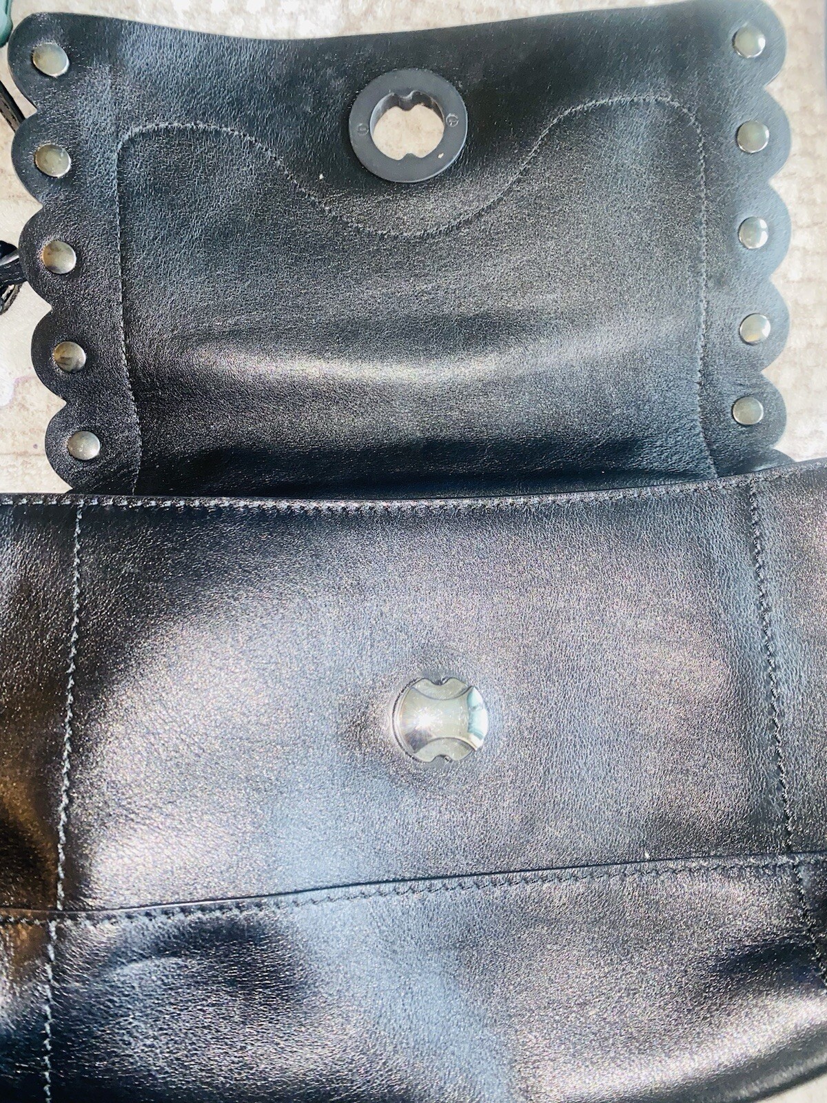 Rare Auth. Moshino Women's Classic Leather Black Shoulder Bag Turn Lock Bag. image 10