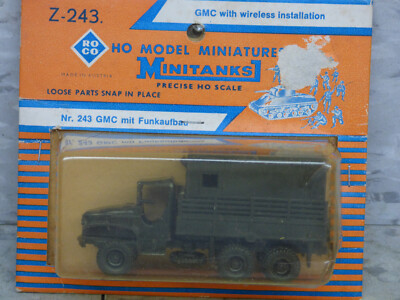 Roco Minitanks WWII US  GMC 2.5 T 6x6 with Wireless Installation Truck Lot#6169K