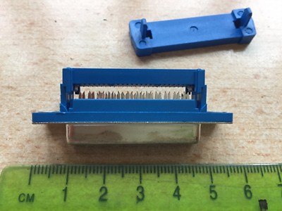 IDC D-Sub plug connector Female 25 way 2.84mm pitch with strain