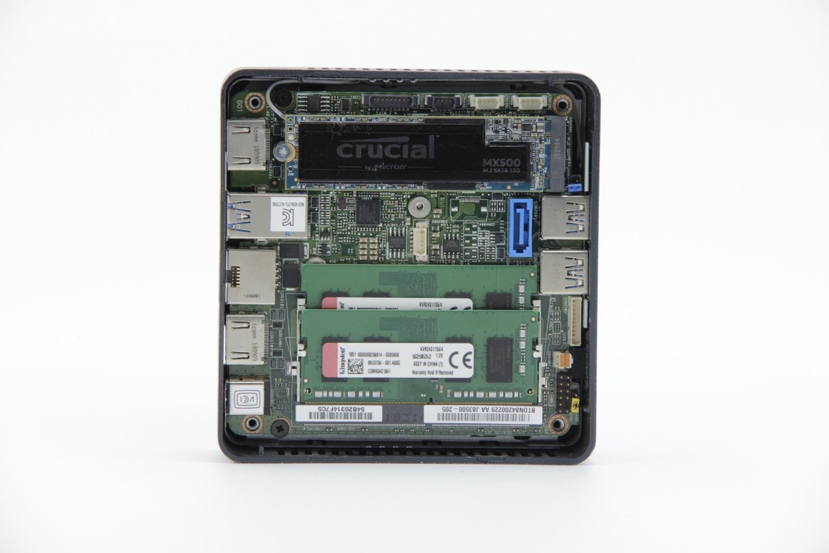 Intel NUC Mini PC Core i7-8650U CPU NUC7i7DNKE 8GB RAM 250GB SSD