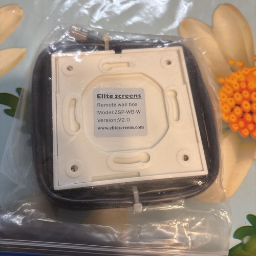 NEW NO NOX ELITE SCREENS ZSP-WB-W REMOTE WALL BOX BLACK FOR VMAX PROJECTOR - Picture 2 of 2