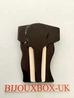 LEA STEIN VINTAGE FRONT FACING ELEPHANT BROOCH - MADE FOR THE AGATHA COMPANY