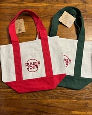 TRADER JOES Mini Canvas Tote Bags Green and Red ( 1 item)