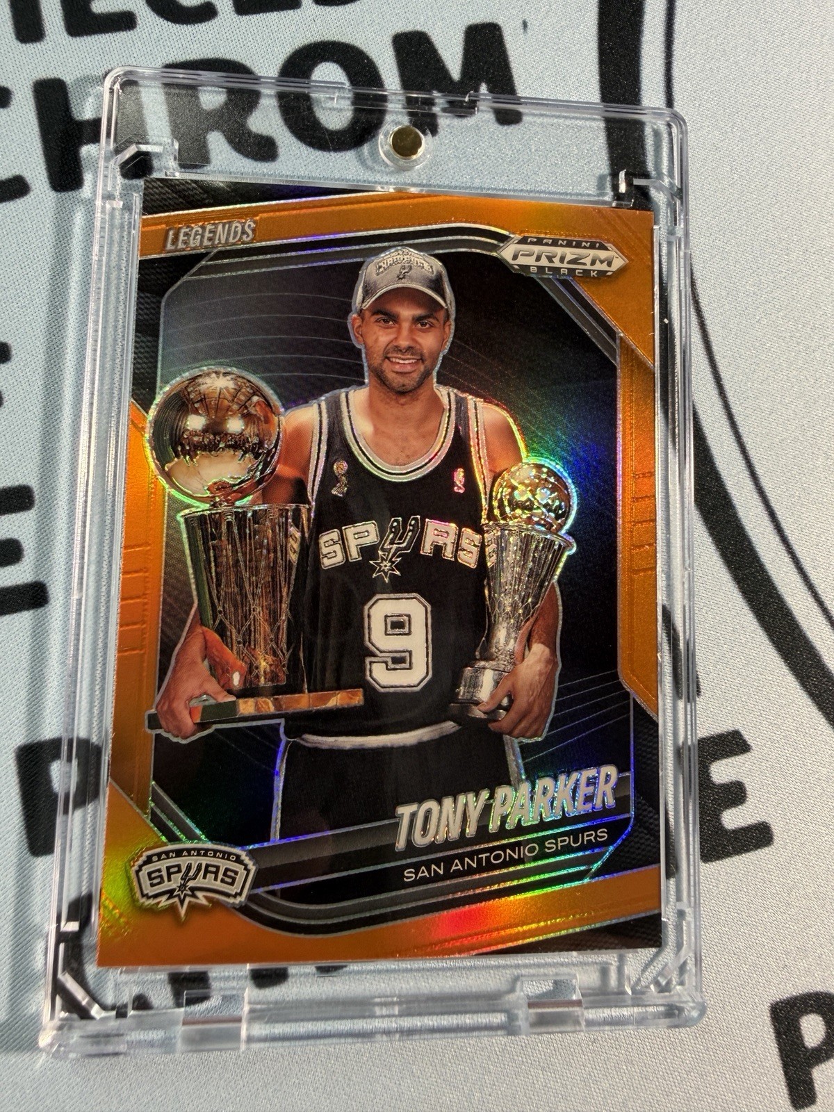 2024-25 Panini Prizm Black - Orange Basketball Tony Parker #275 NM