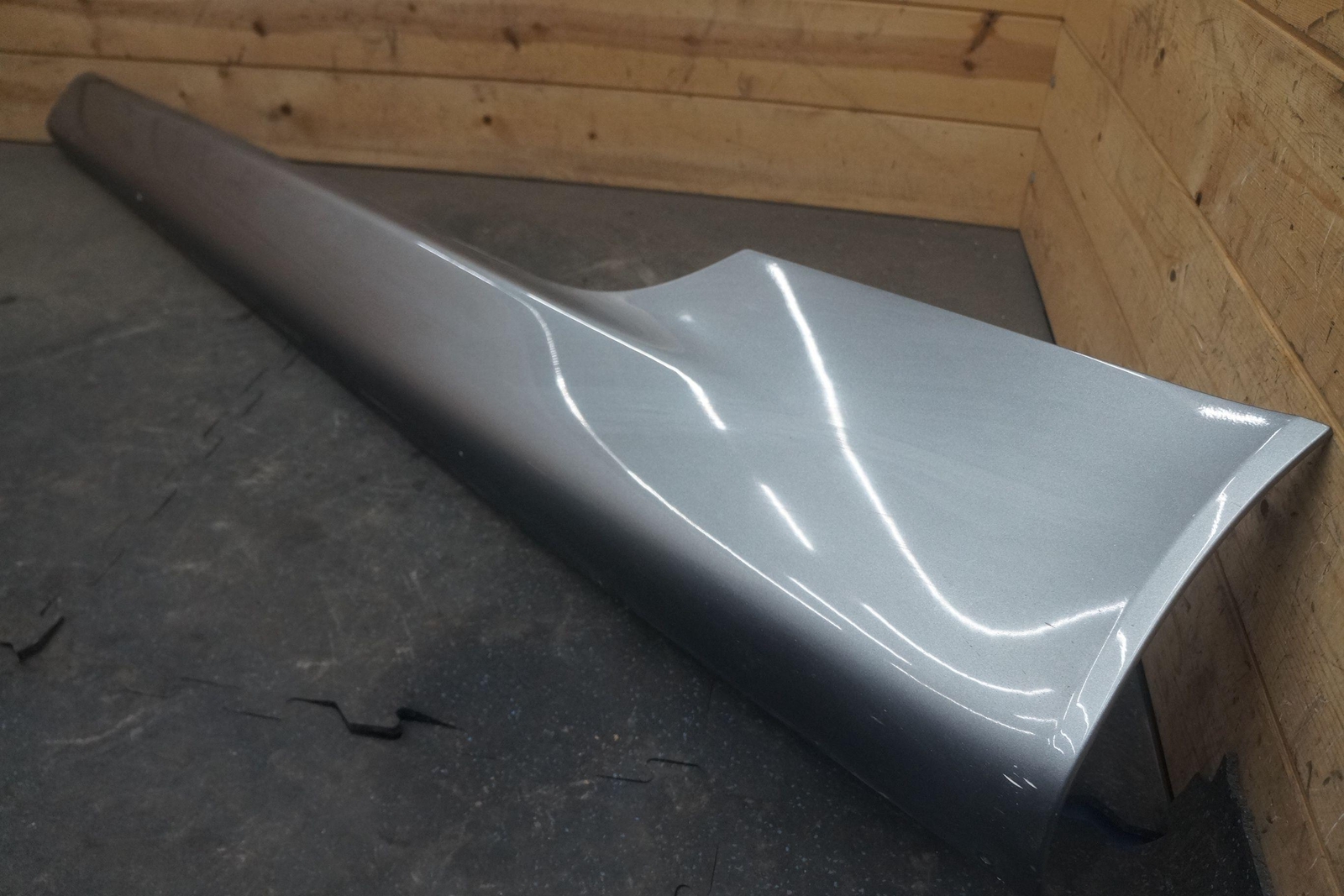 Left Driver Rocker Panel Skirt Trim Molding 6G43-10609-AB Aston Martin Db9 05