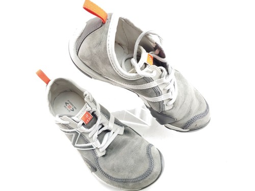 running shoes size 6