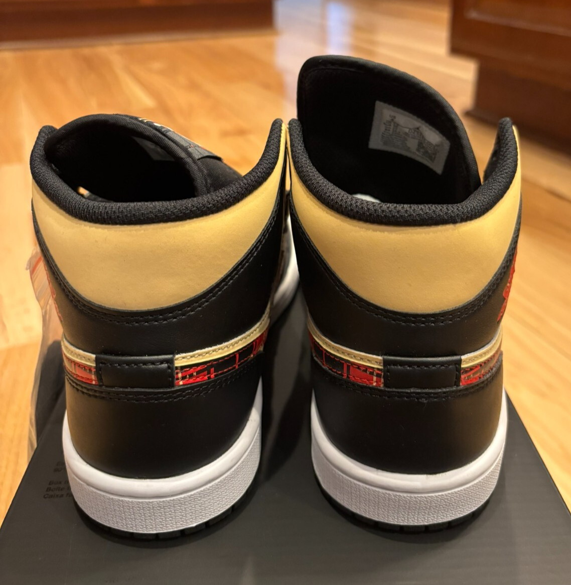 Nike Air Jordan 1 Mid SE Tartan Black Multi-color Sesame DZ5329 001 Men's Size 4 thumbnail 5