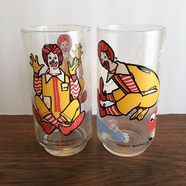 VINTAGE McDONALD'S COLLECTOR SERIES PROMOTIONAL GLASS Ronald McDonald (set of 2)
