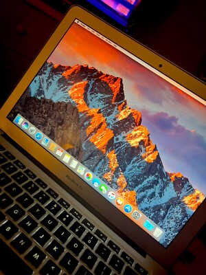 Apple MacBook Air 13.3 inch Laptop - MJVG2LL/A (March, 2015)