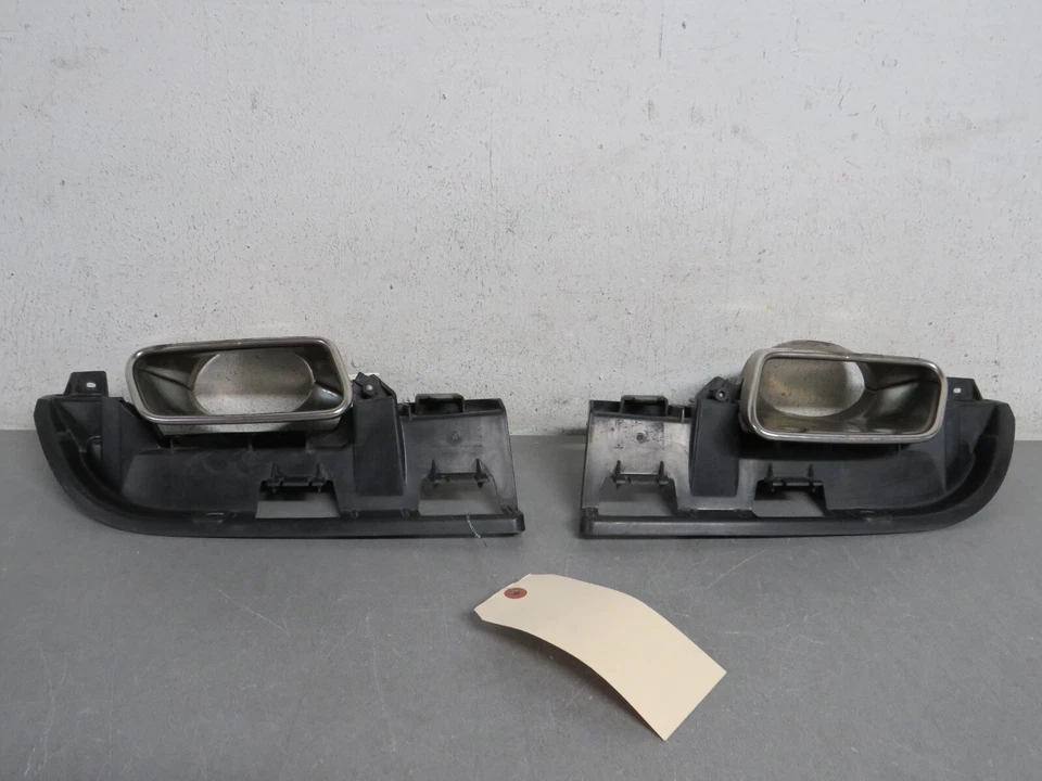2008 2015 MERCEDES BENZ C300 LEFT & RIGHT SIDE REAR BUMPER MOUNTED EXHAUST Foto 2 de 4