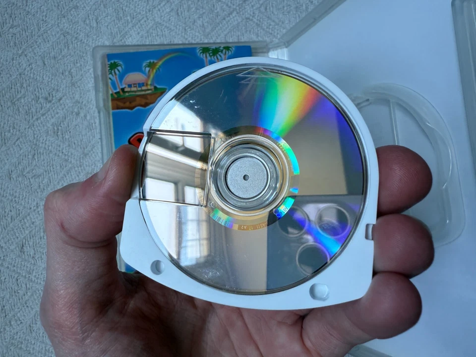 Rainbow Islands Revolution Sony PSP - UK PAL VGC CIB - High Quality Packing - Image 4 of 4