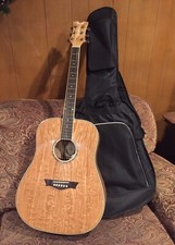 Dean Ax Dqa Gn - Dreadnought Quilted Ash Gloss Natural Acoustic Guitar & Gig Bag