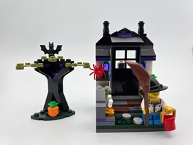 LEGO 40122 Seasonal Trick or Treat Halloween Set & Instructions