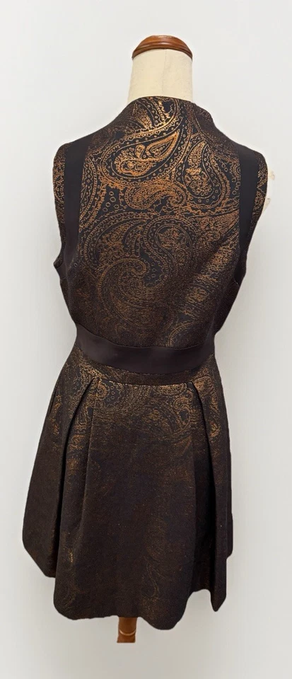Gorgeous Cue Black Dress With Rose Gold Metallic Paisley Print-Workwear-Comfy-10 - image 3 of 4