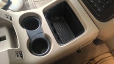 2003-2006 Ford Expedition Front Floor Console Cup Holder Oem De301 2003-2006 Ford Expedition Front Floor Console Cup Holder Oem De301