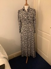 Next dress size 8- beautiful shape - Black & White shirt neck