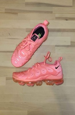 Nike Air VaporMax Plus Women's Athletic Shoes Pink, Size 9