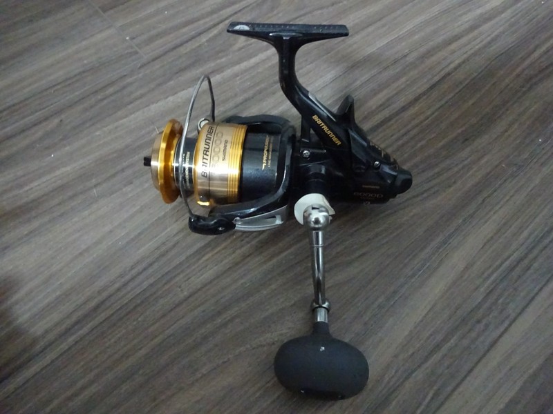 Shimano Baitrunner 6000D NOS Display Fishing reel Excellent condition Never used