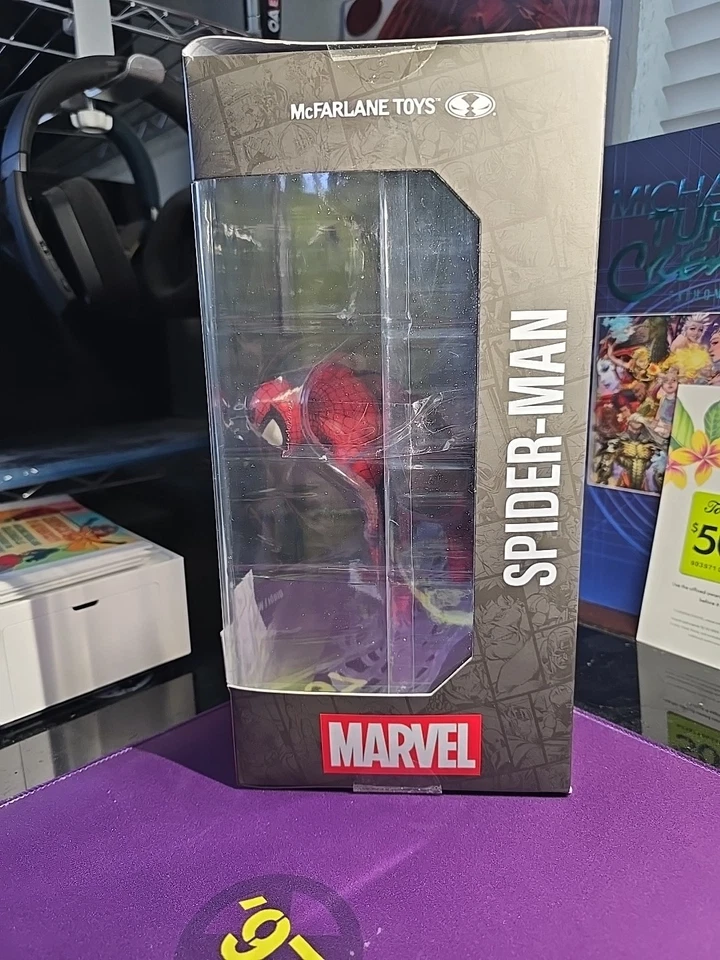 ИГРУШКИ MCFARLANE MARVEL ЧЕЛОВЕК-ПАУК 1:6 ЧЕЛОВЕК-ПАУК 1 СЦЕНА МУЧЕНИЯ С КОМИКСОМ  - Изображение 4 из 4