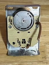 74H6501 Fan Limit Switch. Honeywell Model #L4064E2544 6 9244K