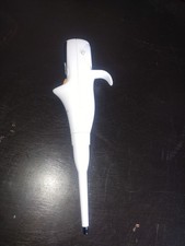 Sartorius Picus 735021 Electronic Pipette withUniversal AC-Adaptor, Single...