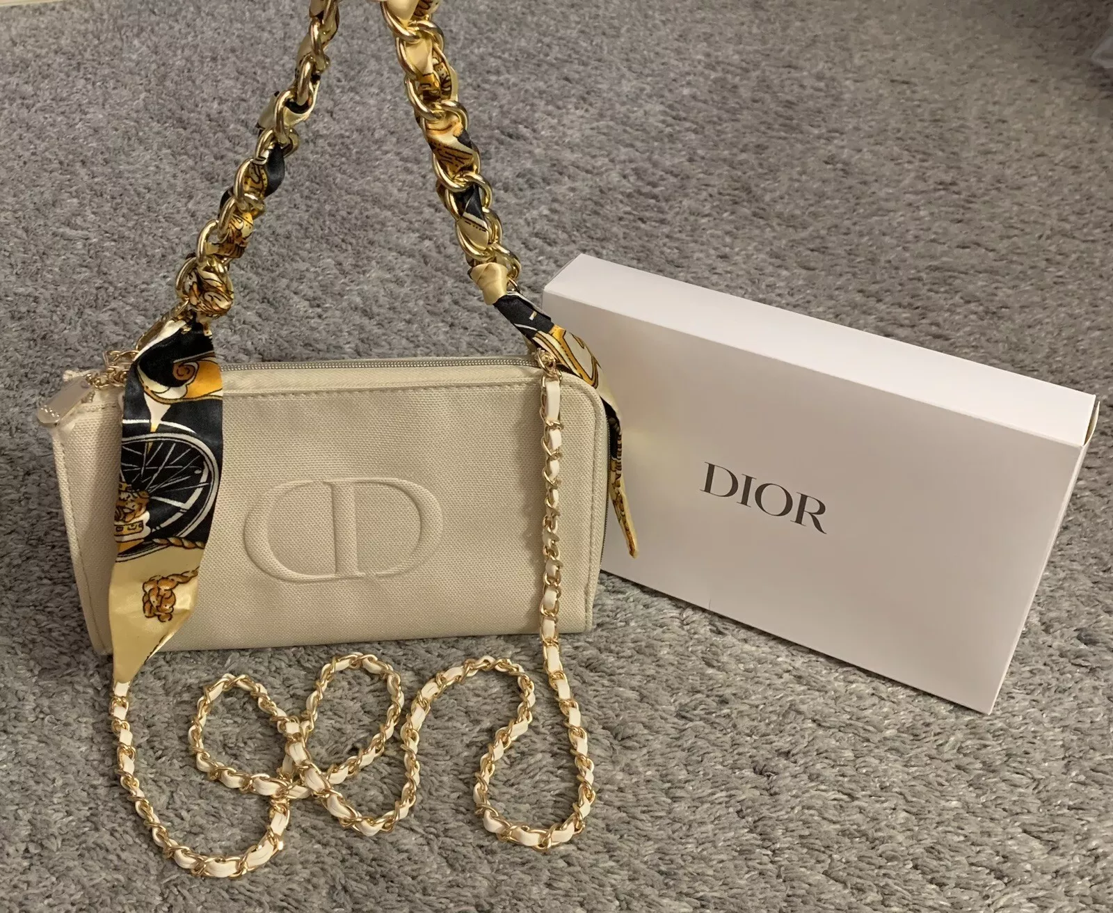 Sac de soirée en toile extensible DIOR beige bandoulière pochette maquillage NEUF EN BO