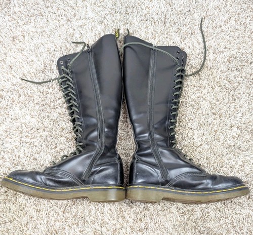 Stivali donna Dr Martens al ginocchio taglia 6 pelle nera combattimento 20 occhielli LEGGI - Foto 3 di 18