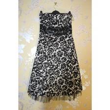 Warehouse Black & White Rose Print Strapless Dress – Size 14 / EU 42 – NWT