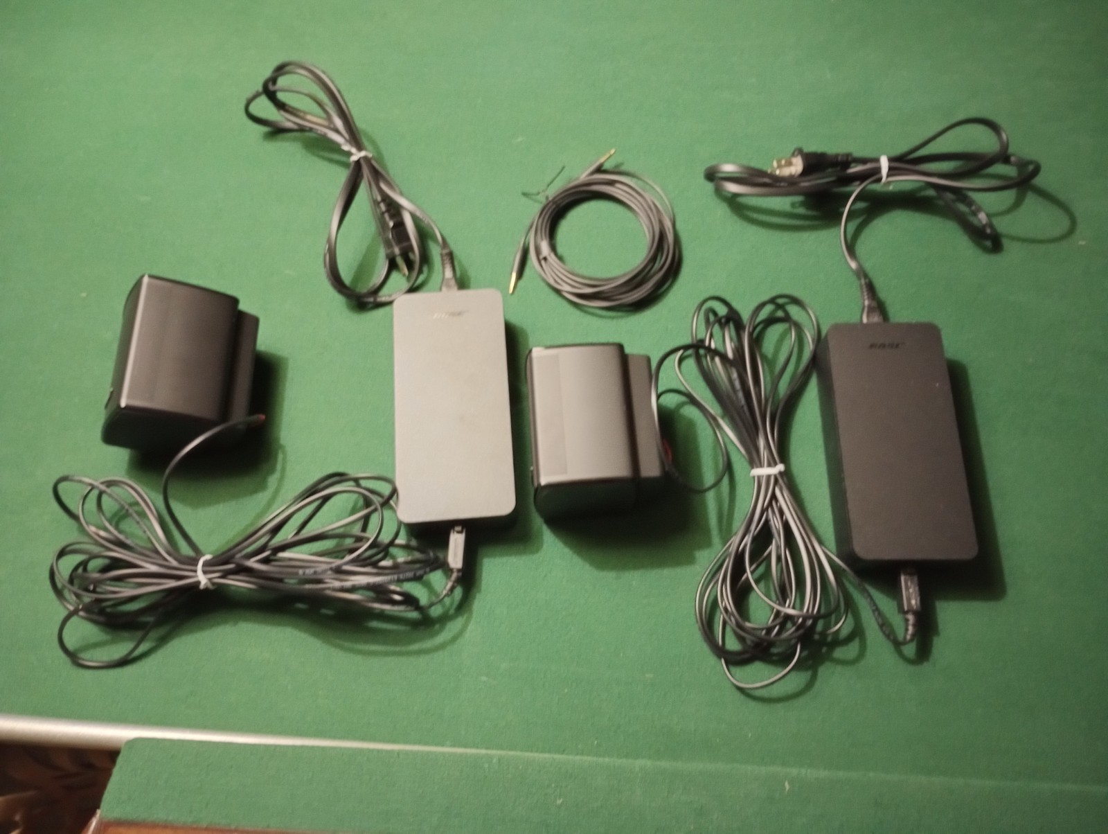 Bose Virtually Invisible 300 Surround Speaker 700 Wireless C