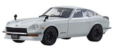 Kyosho Original 1/18 Nissan Fairlady Z-L S30 White Pearl KS08220WP Model Car