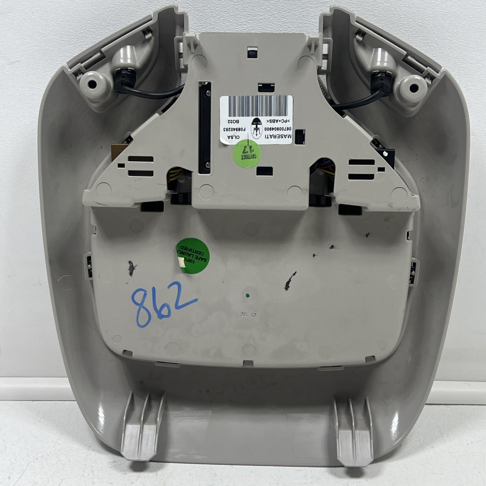 2017 - 2020 MASERATI LEVANTE ROOF OVERHEAD CONSOLE DOME LIGHT OEM