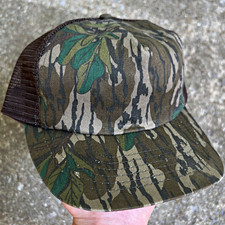 Vintage 90s Mossy Oak Green Leaf Camo SnapBack Hat Mesh Trucker USA Made Hunting