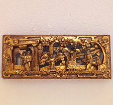 Chinesische Holzschnitzerei Relief Wandbild Figuren rot-gold Wandrelief