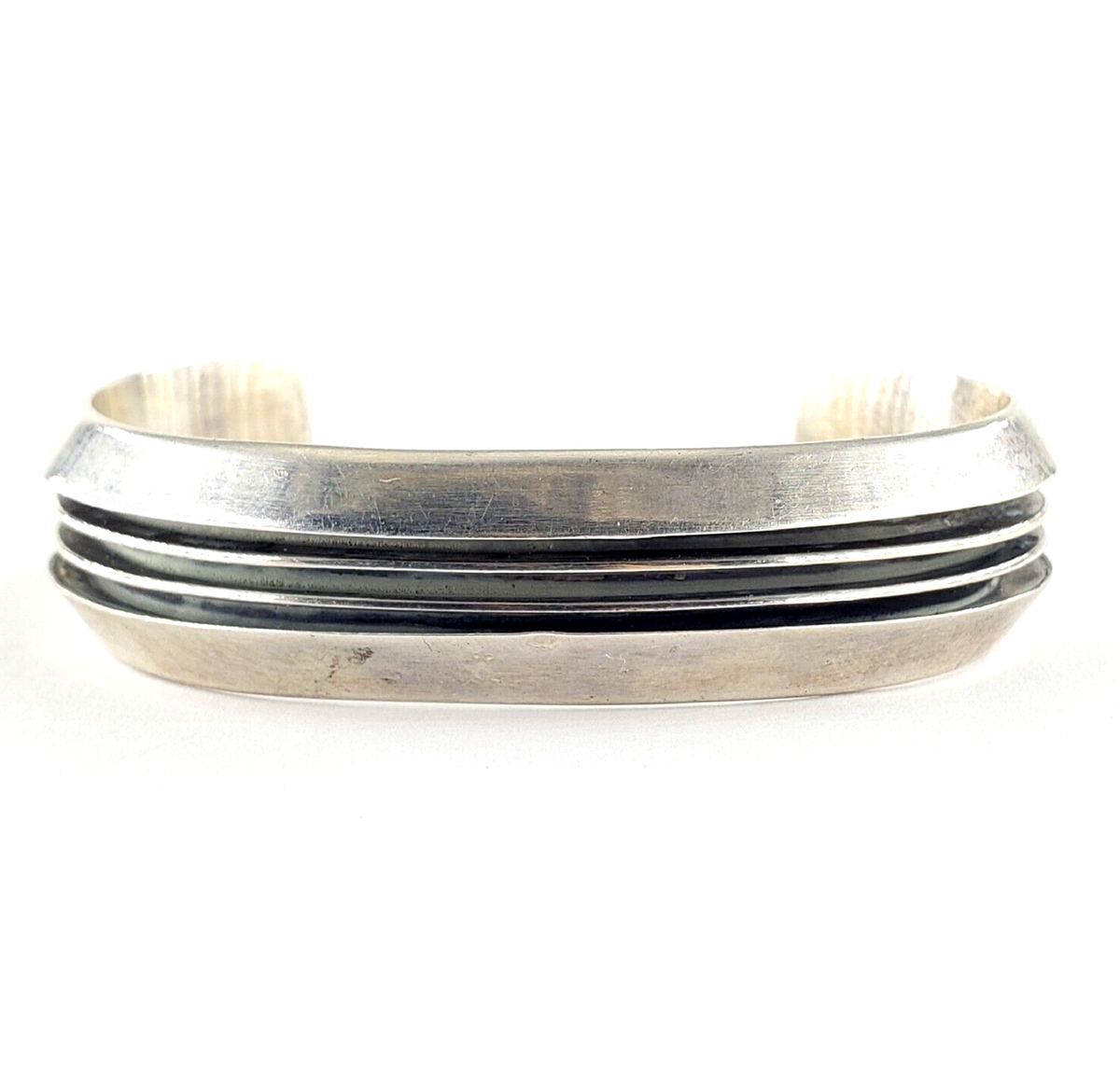 TOM HAWK Navajo Sterling Silver Mens Cuff Bracelet 6.75