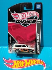 2011 HOT WHEELS GARAGE GM 70 CHEVY BLAZER #5 WHITE OFF-ROAD WAGON FLAMES REDLINE