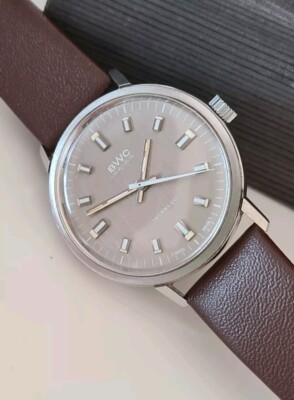 BWC Swiss Incabloc (FHF 97) Made In Switzerland Engraved Vintage Classic Watch 