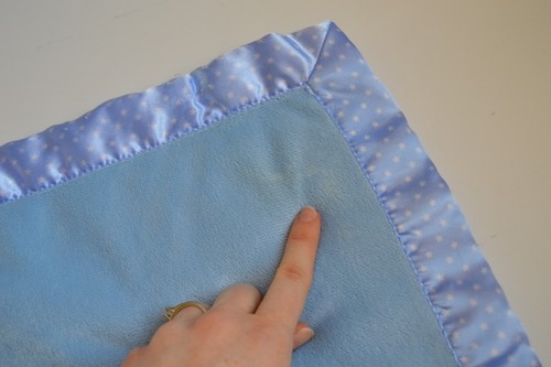 Child of Mine By Carter's Cute Puppy Dog Blanket Blue White Stars Silky Edge - Picture 5 of 10