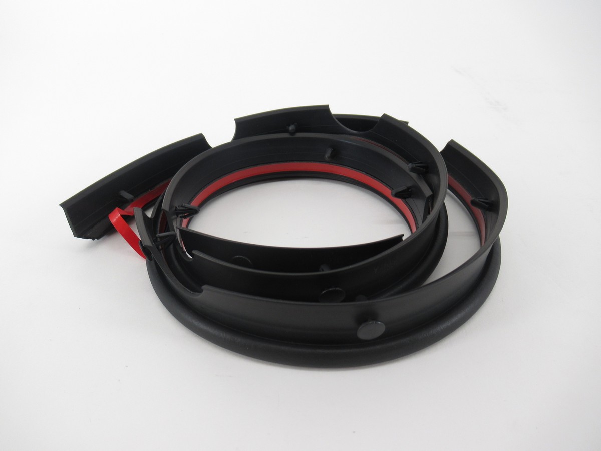 1364S様 Bonnet Insulation Clips- Nissan 65846-4Z000, 65846-40F00