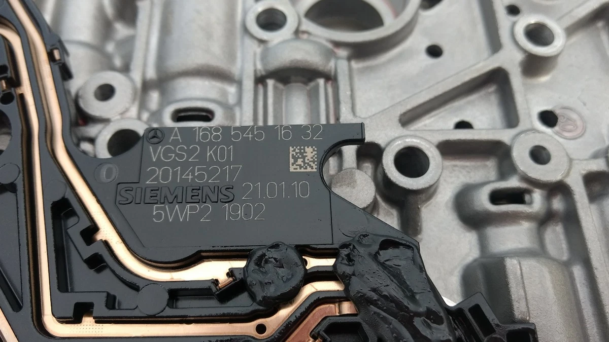 Mercedes-Benz W168/W414 PETROL & DIESEL AUTOMATIC VALVE BODY ECU  