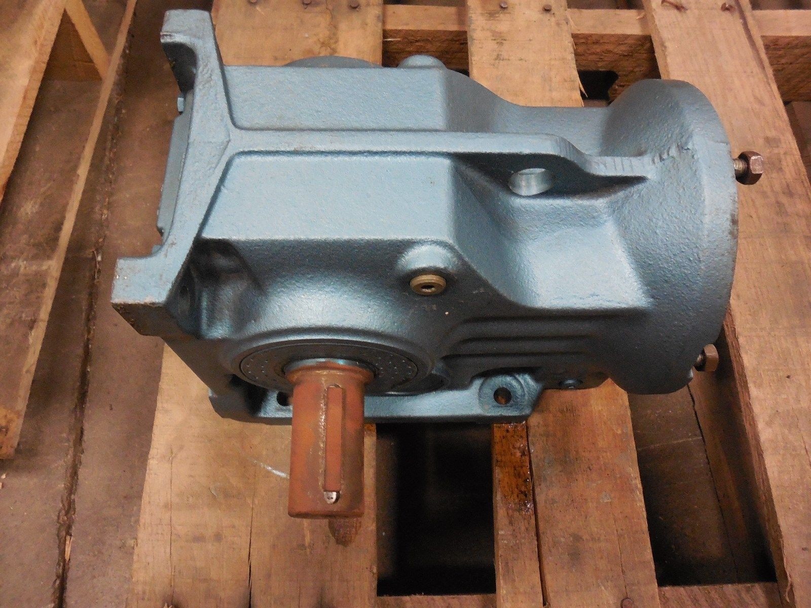 Sew-Eurodrive K47MT80N8BM61HFTHVR 75.20 to1 Gear Reducer 12rpm New (2E)