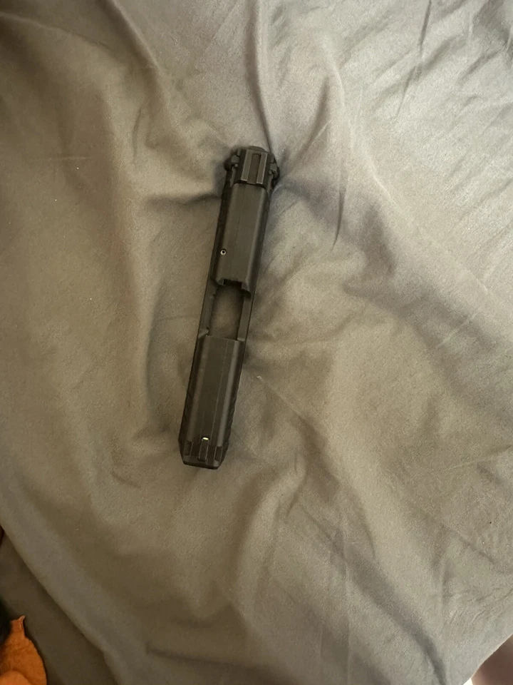 HK HECKLER KOCH VP9 Slide- OEM  9MM - Image 2 of 4